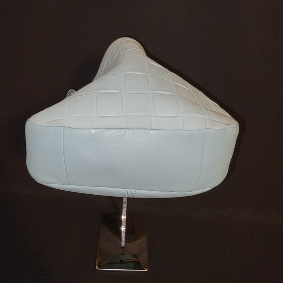 Jolie Fossil bag. Baby blue with basket weave textured design - Picture 9 of 12